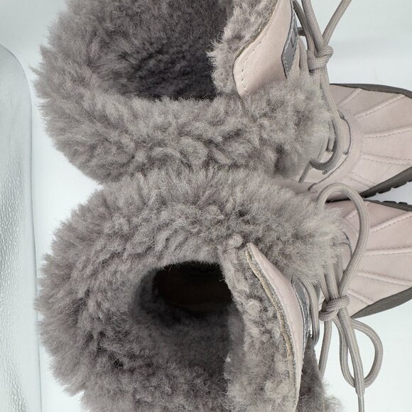 UGG Adirondack II Grey Charcoal Shearling Boots 8 - Picture 5 of 13